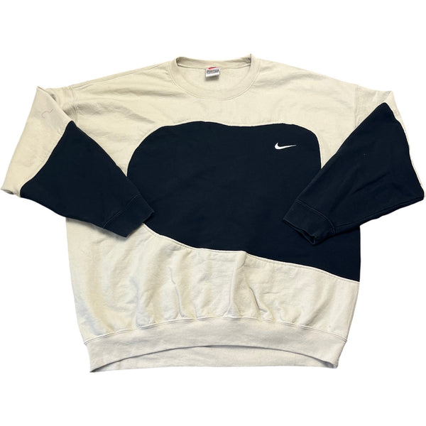 Vintage Cream Nike Crewneck Sweatshirt 90s (XXL)