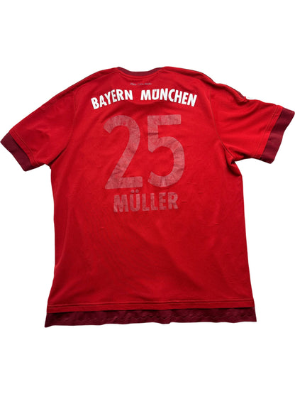 Vintage Red Adidas Bayern Munich Jersey 2015/2016 Home (L)