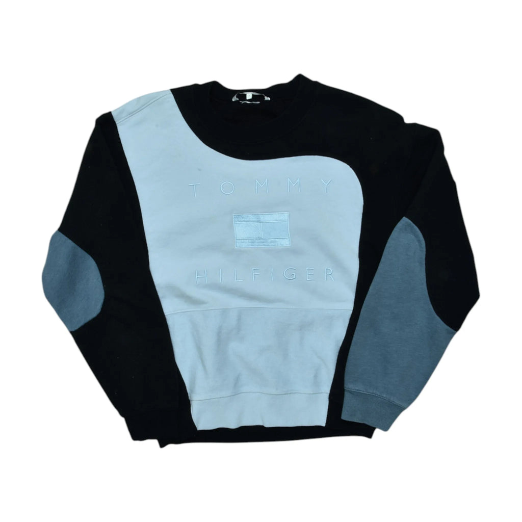 Vintage Black Tommy Hilfiger Sweatshirt (XXS)