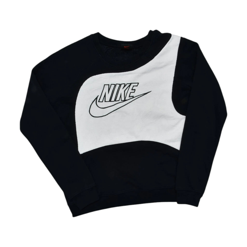 Vintage Black Nike Sweatshirt (XXS)