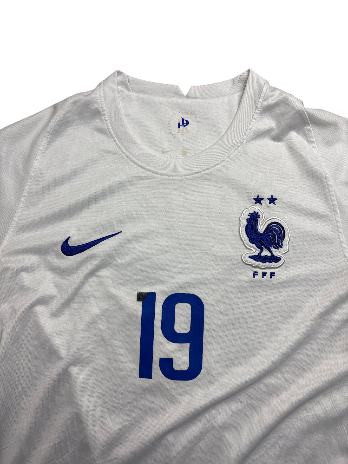 Vintage White Nike France Football Jersey Benzema 19 (M)