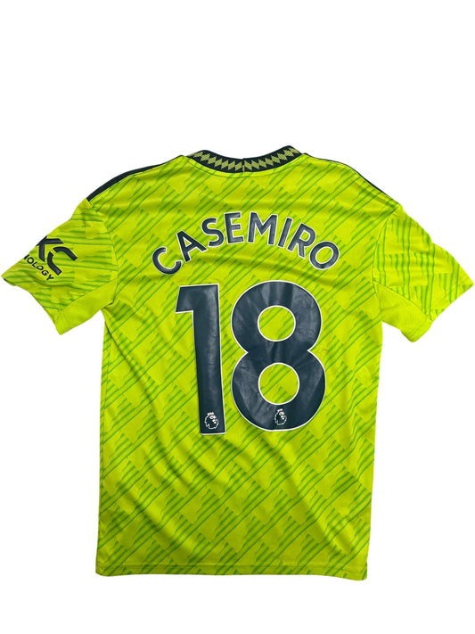 Vintage Yellow Adidas Manchester United Jersey Casemiro Kids 13-14 (XXS)
