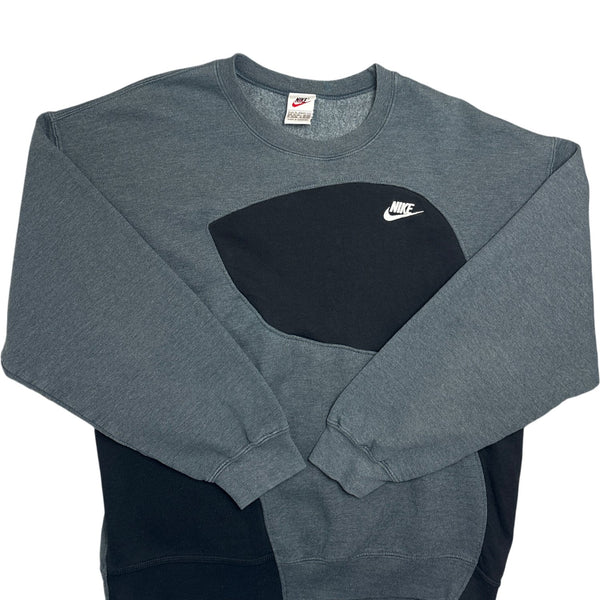 Vintage Grey Nike Sweatshirt 90s (XL)