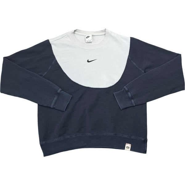 Vintage Navy Nike Sweatshirt (M)