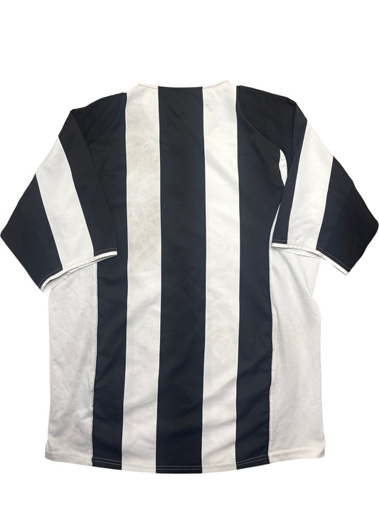 Vintage Black White Nike Juventus Jersey 2000s (L)