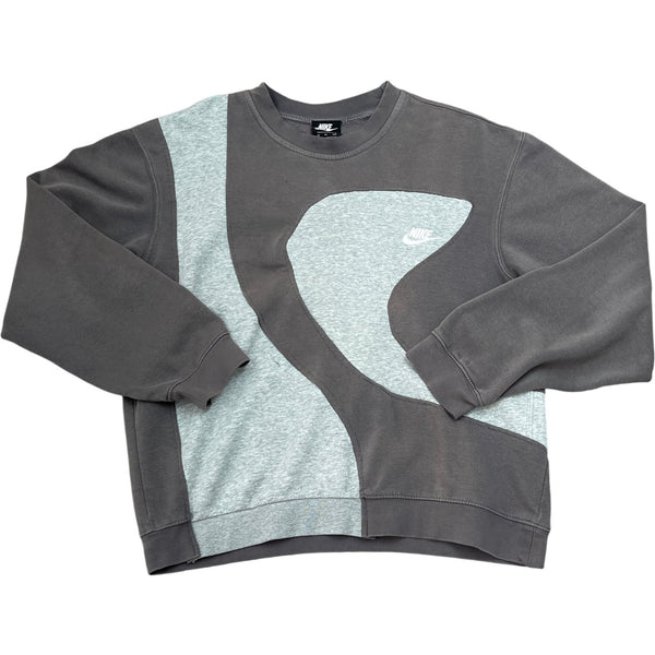 Vintage Grey Nike Sweatshirt (M)