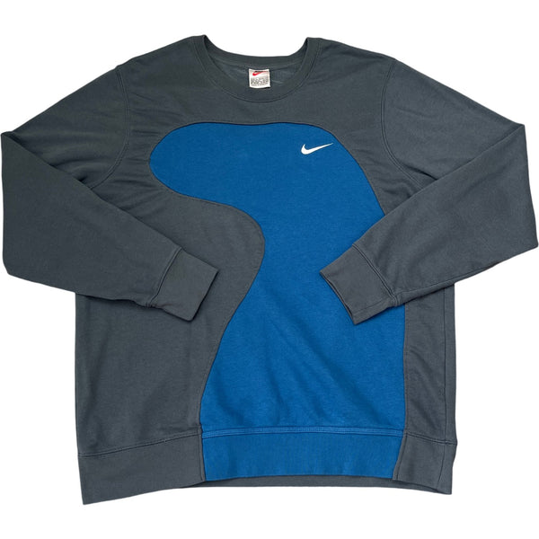 Vintage Grey Nike Crewneck Sweatshirt Y2K (XL)