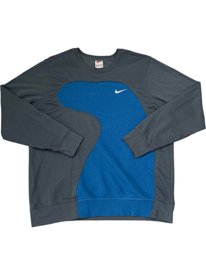 Vintage Grey Nike Crewneck Sweatshirt Y2K (XL)