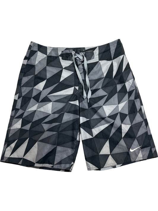 Vintage Black Nike Shorts Geometric Pattern (M)