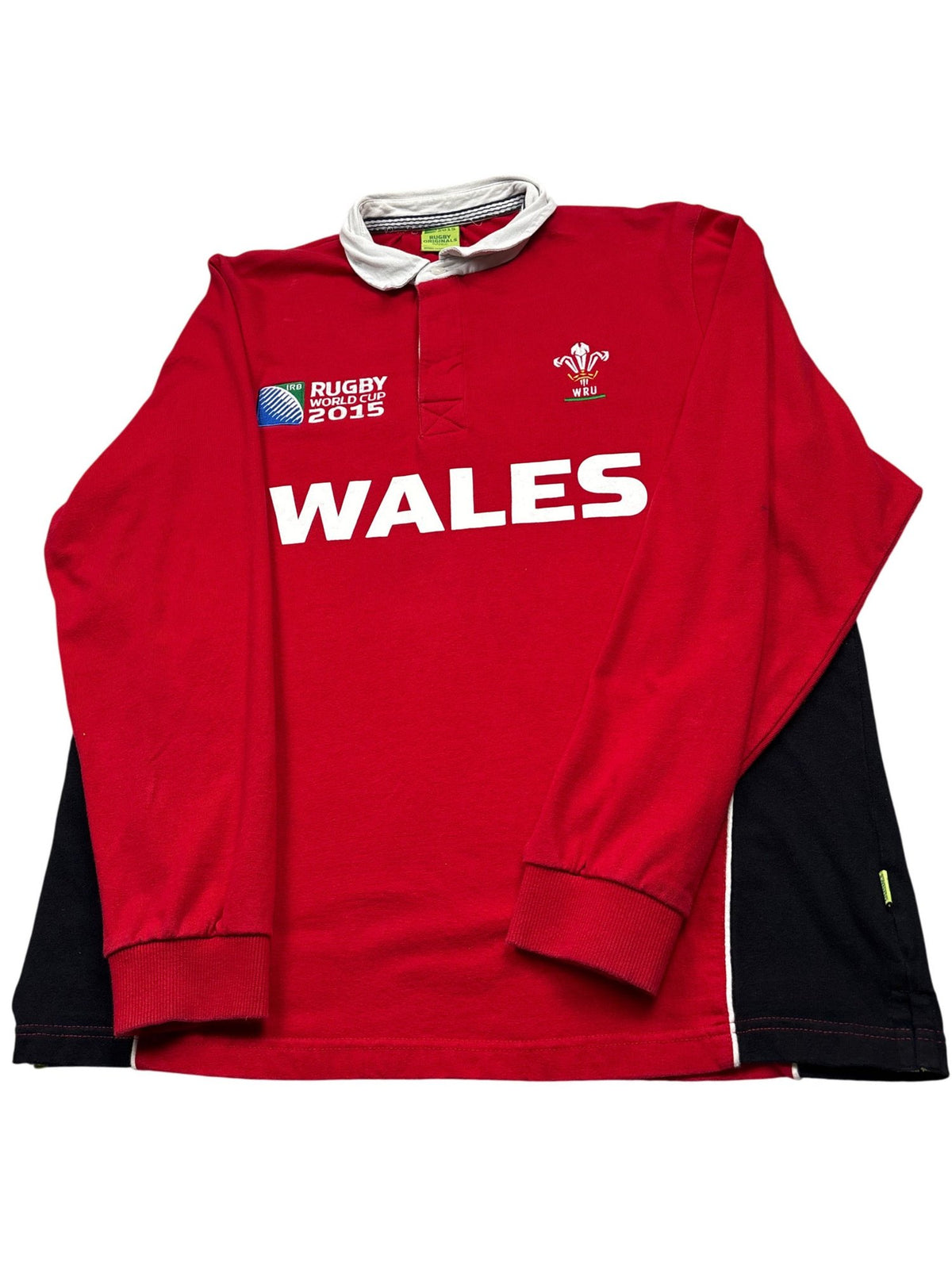 Vintage Red Rugby World Cup 2015 Wales Rugby Shirt (XL)