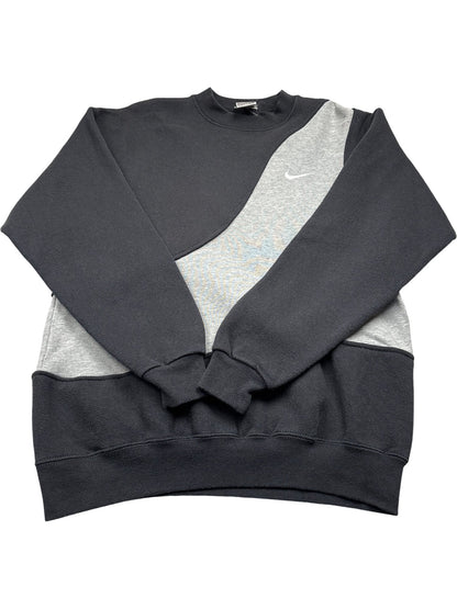 Vintage Black Nike Crewneck Sweatshirt 90s (L)