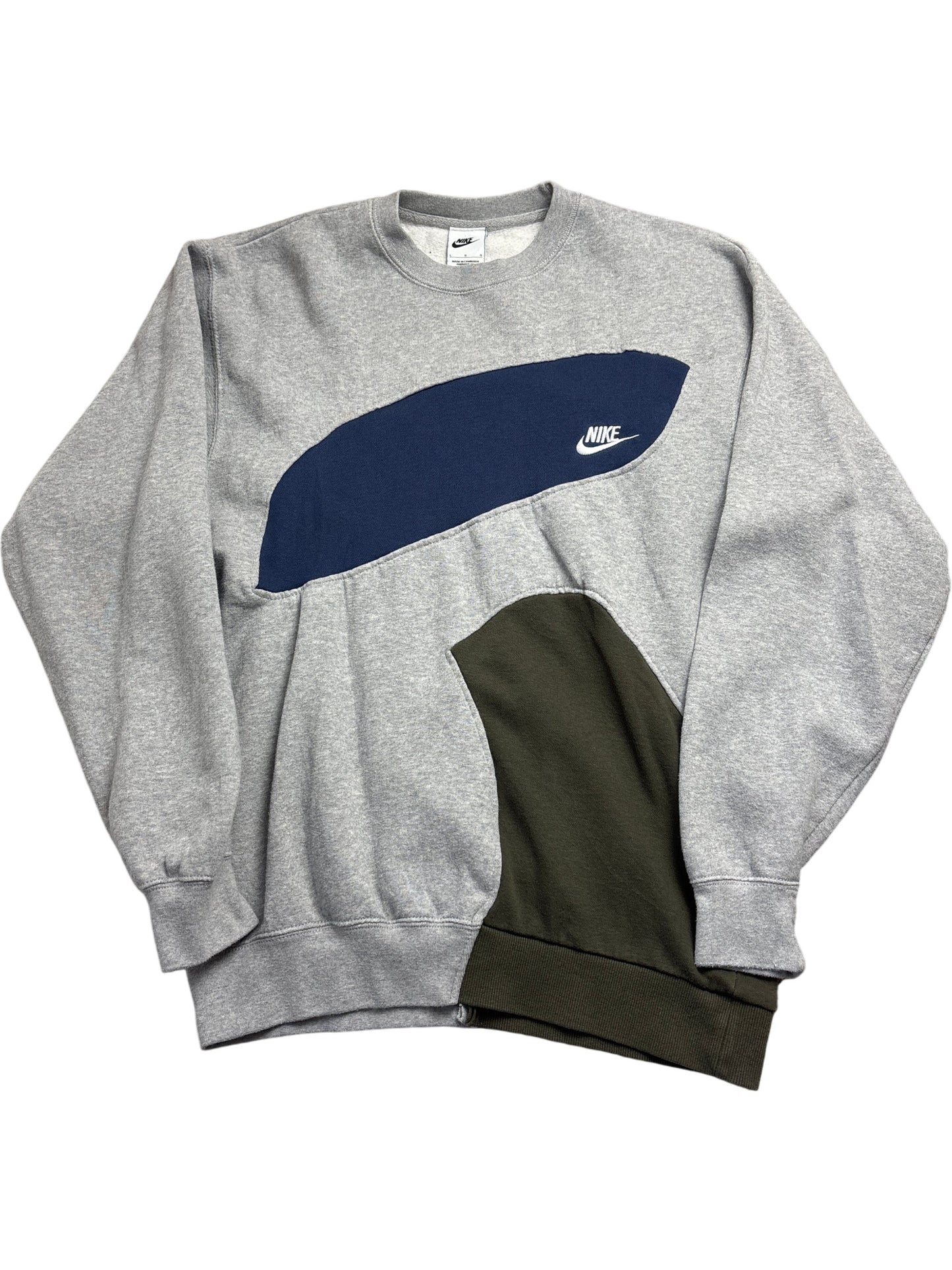 Vintage Grey Nike Sweatshirt (XL)